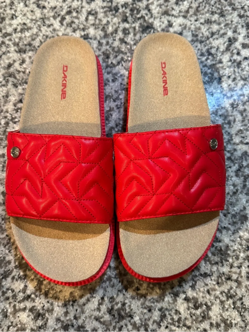 Dakine Quilted Red Slide Sandals